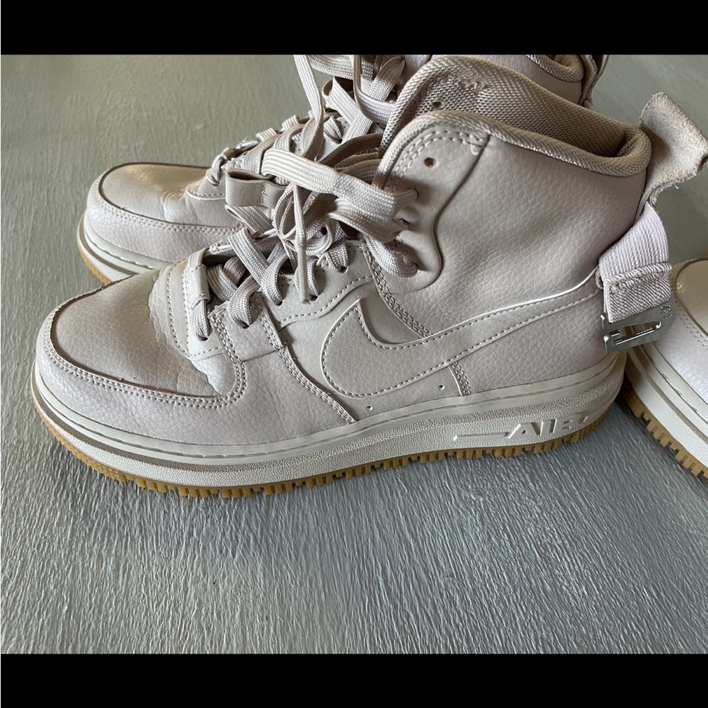 Nike Air Force Utility Boots View 2